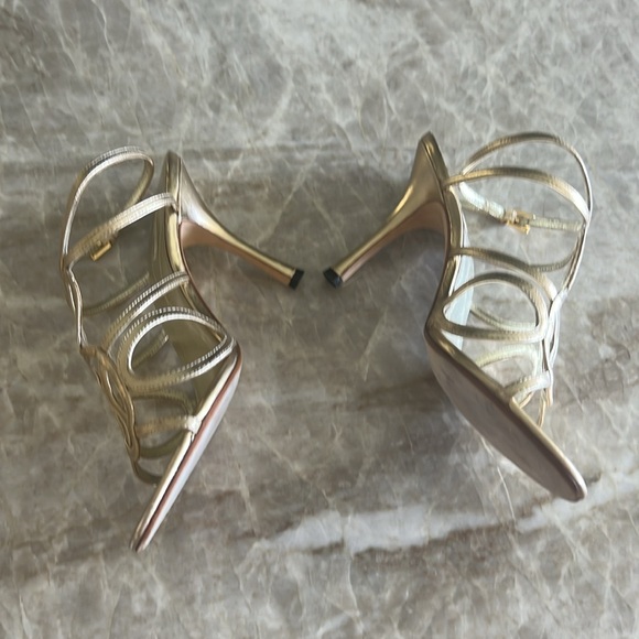 MAX STUDIO Gold Metallic Leather Strappy Heel Sandals Size 9 - Picture 4 of 12